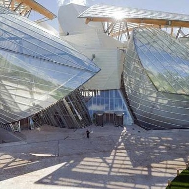 Frank Gehry designed new Louis Vuitton Foundation building opens